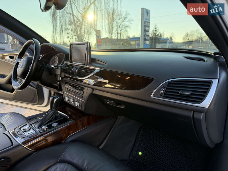 Седан Audi A6 2015 в Лубнах