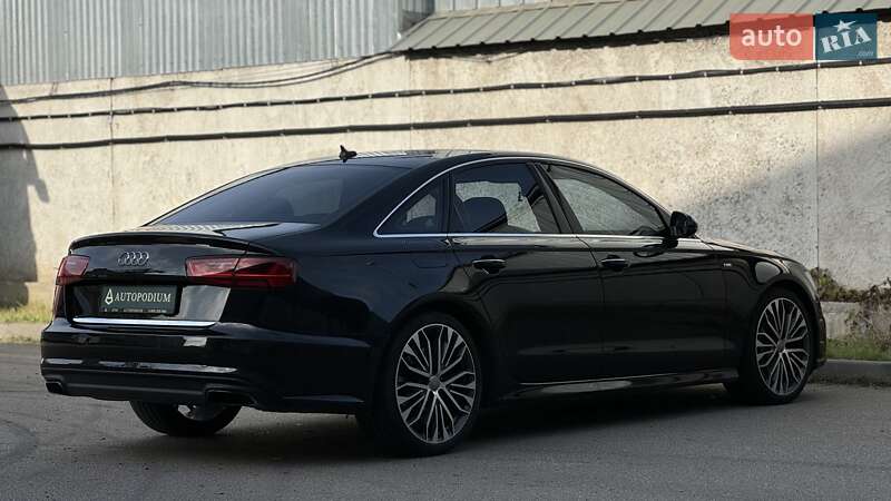 Седан Audi A6 2016 в Киеве