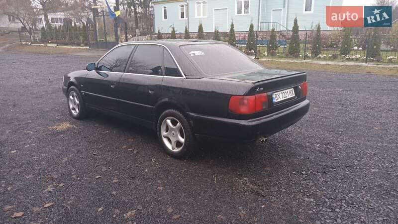 Седан Audi A6 1995 в Горохові