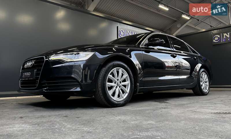 Седан Audi A6 2012 в Киеве