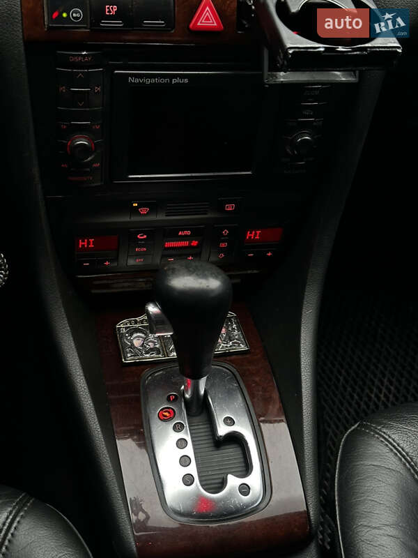 Седан Audi A6 2003 в Львове