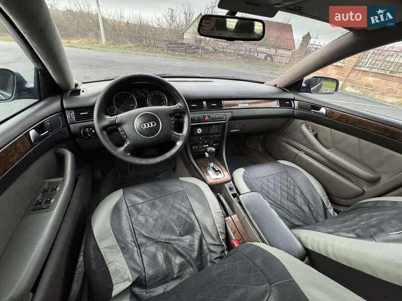 Седан Audi A6 2003 в Ровно