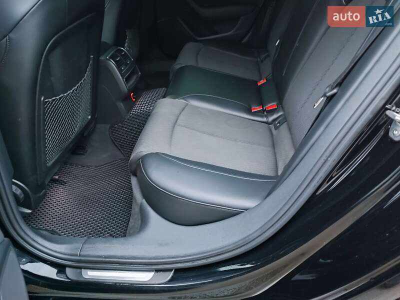 Седан Audi A6 2015 в Теофиполе