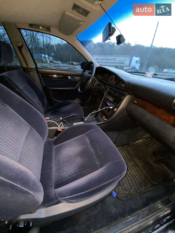 Универсал Audi A6 1995 в Киеве