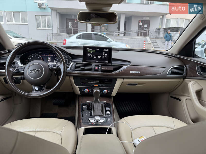 Седан Audi A6 2015 в Луцке