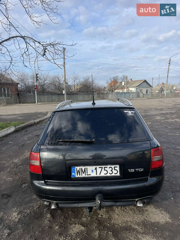 Универсал Audi A6 2003 в Близнюках