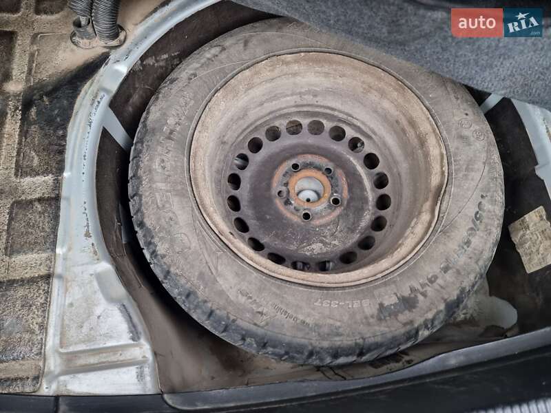 Седан Audi A6 1998 в Кременці