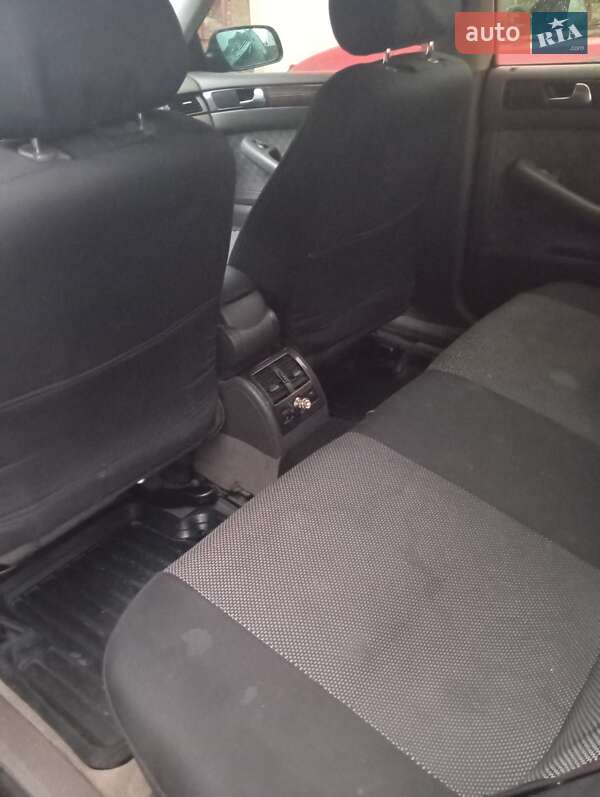 Седан Audi A6 2001 в Львове