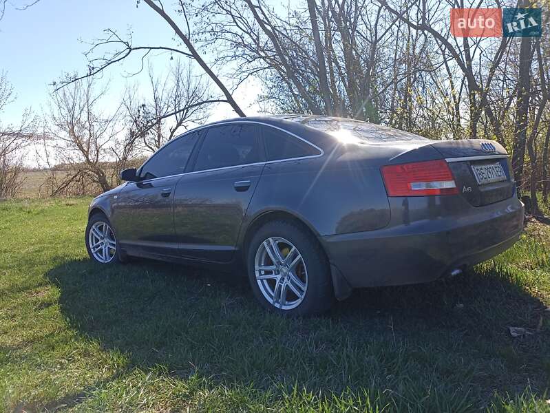 Седан Audi A6 2005 в Казанке
