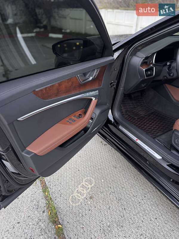 Седан Audi A6 2018 в Киеве