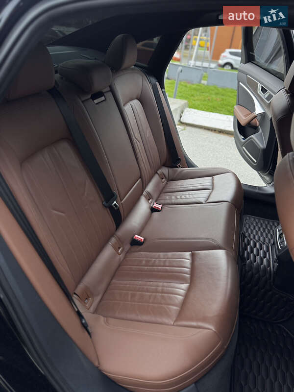 Седан Audi A6 2018 в Киеве