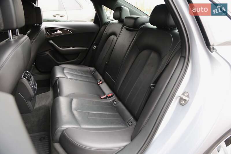 Седан Audi A6 2015 в Киеве