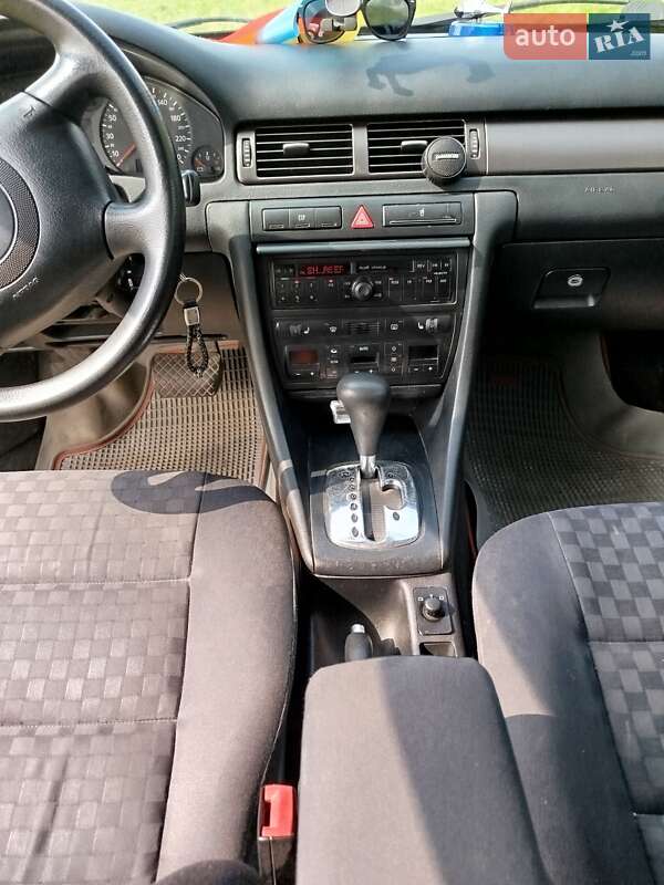 Універсал Audi A6 2001 в Тернополі