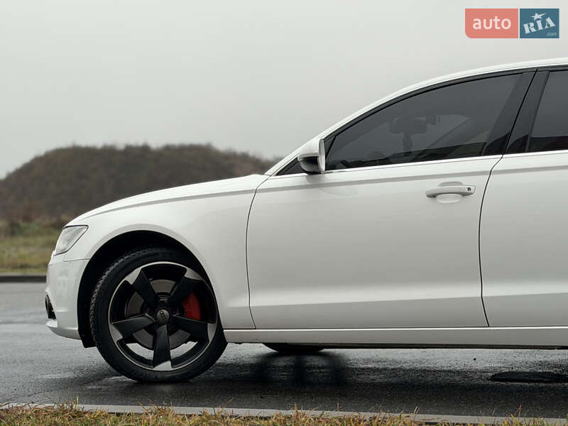 Седан Audi A6 2014 в Вінниці