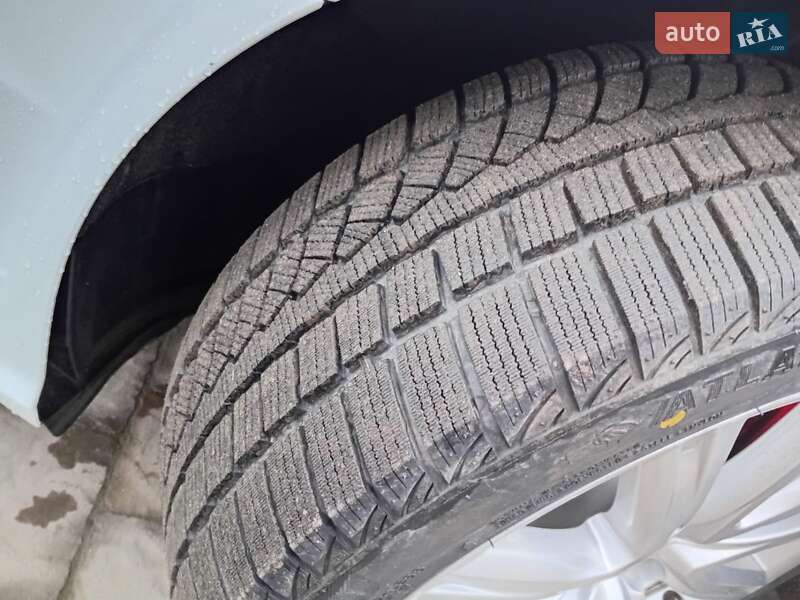 Седан Audi A6 2015 в Стрые