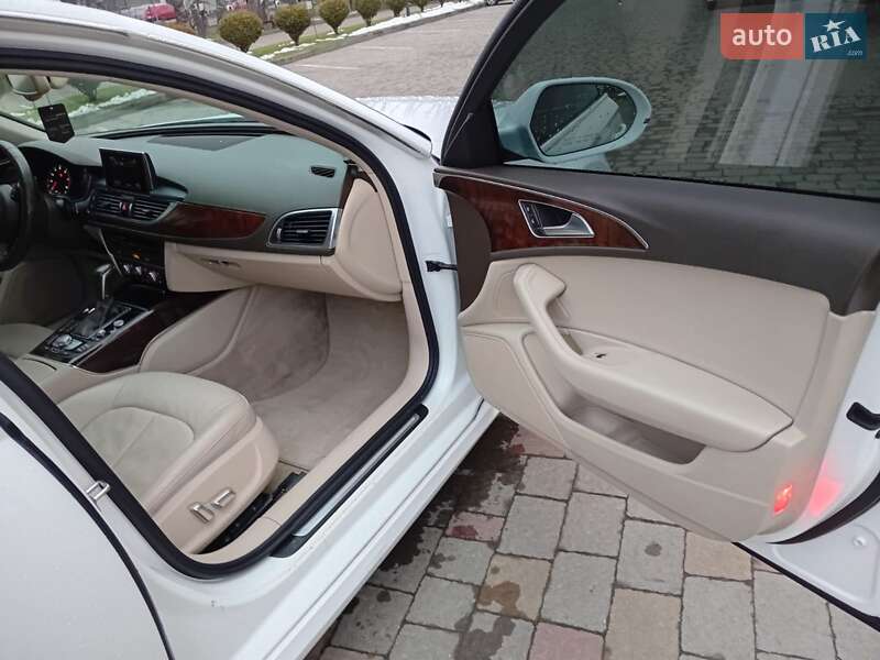 Седан Audi A6 2015 в Стрые