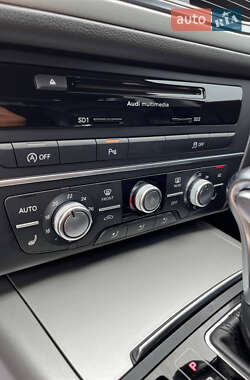 Седан Audi A6 2012 в Ивано-Франковске