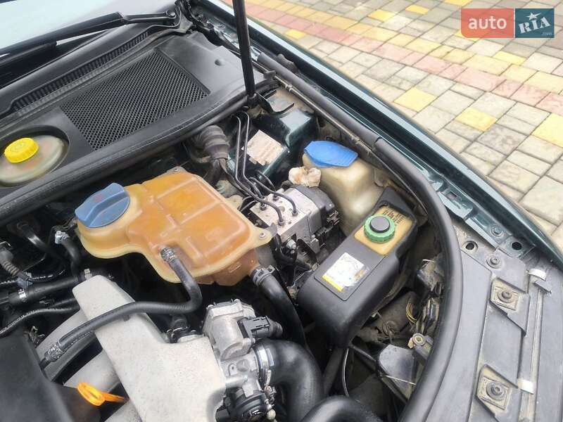 Седан Audi A6 1998 в Чернівцях