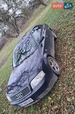 Седан Audi A6 2003 в Млинове