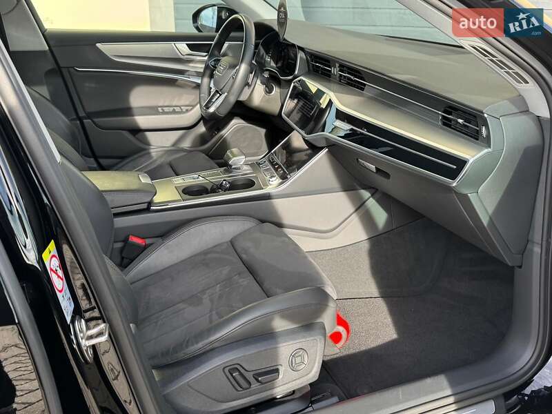 Седан Audi A6 2022 в Стрые