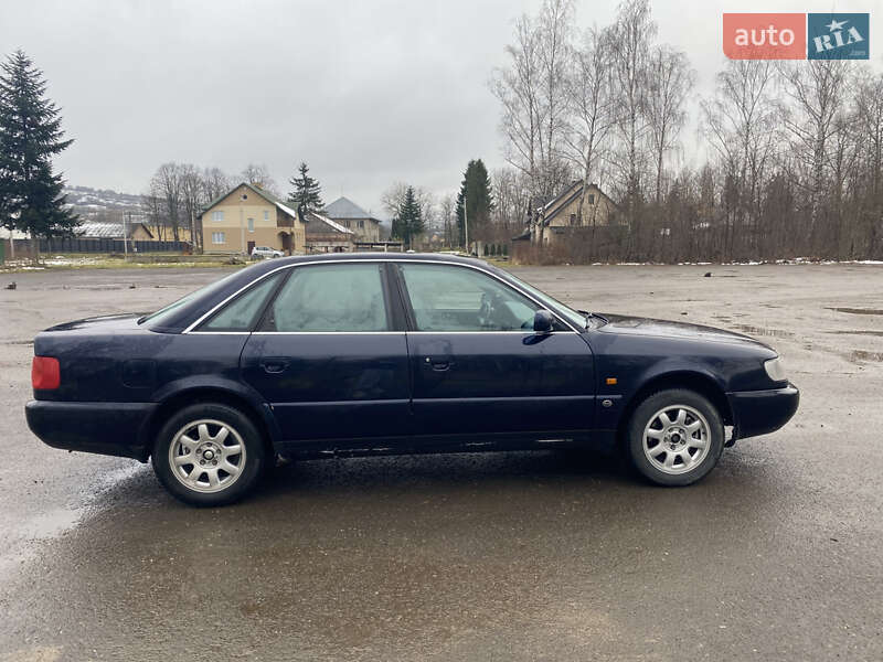 Седан Audi A6 1996 в Старому Самборі