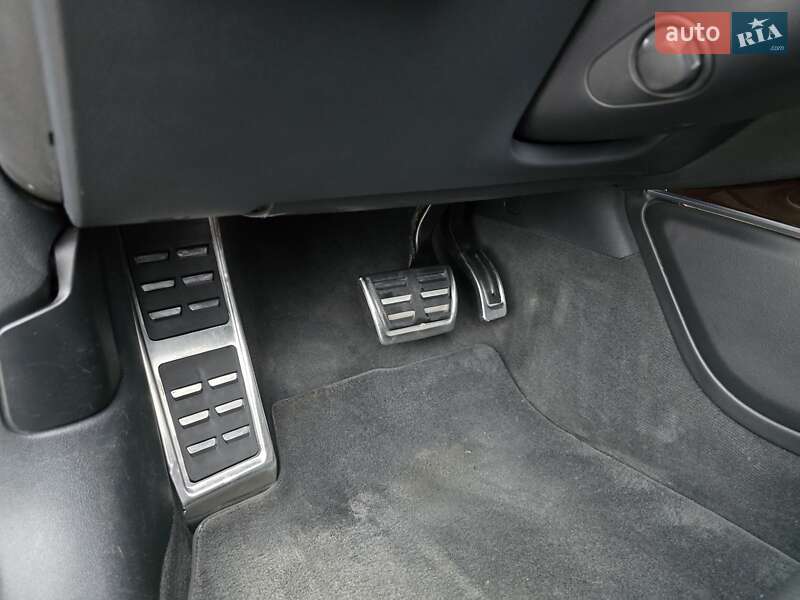 Седан Audi A6 2016 в Стрию