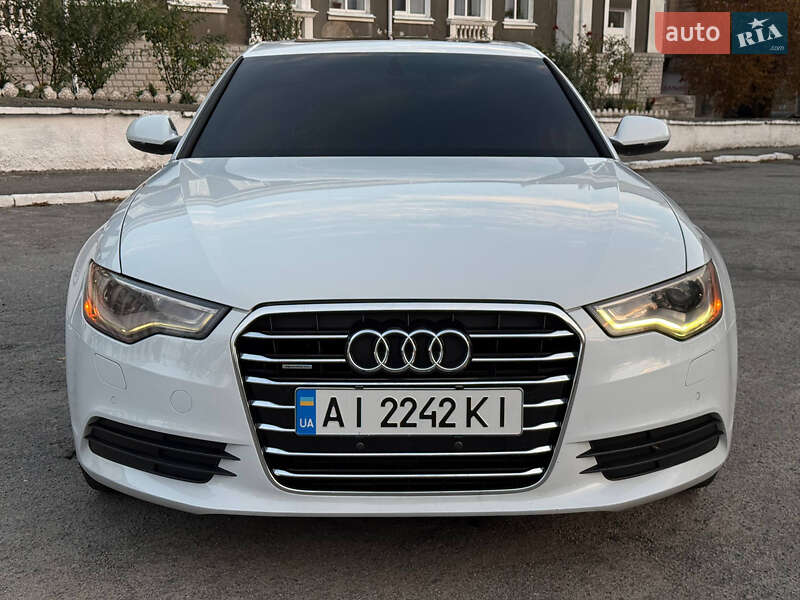 Седан Audi A6 2014 в Тараще