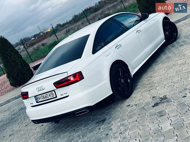 Седан Audi A6 2015 в Киеве