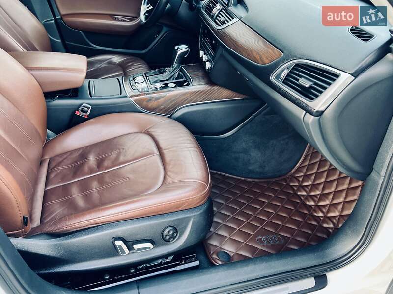 Седан Audi A6 2015 в Киеве