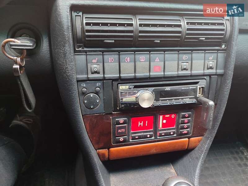 Седан Audi A6 1997 в Красилове