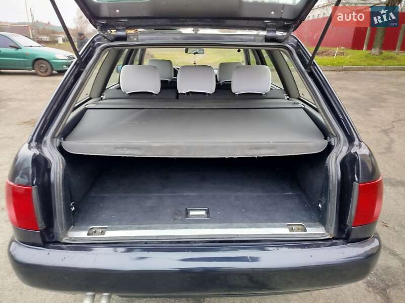 Универсал Audi A6 1996 в Киеве