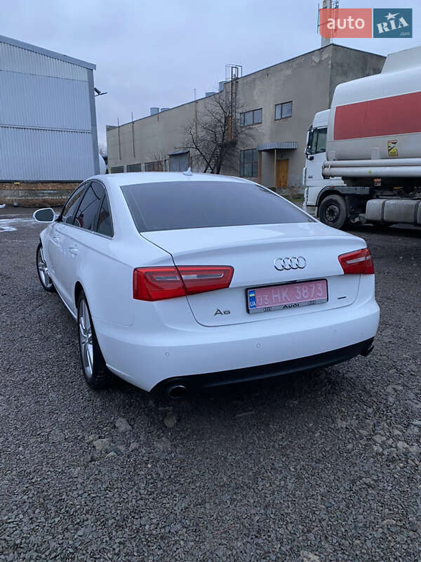 Седан Audi A6 2014 в Рівному