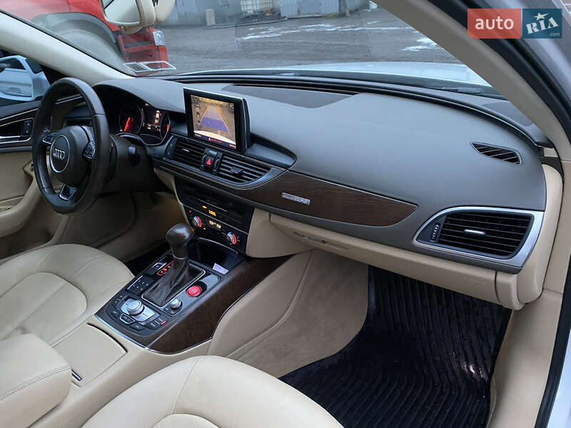 Седан Audi A6 2014 в Рівному
