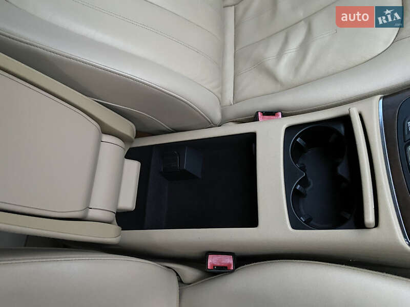 Седан Audi A6 2014 в Рівному