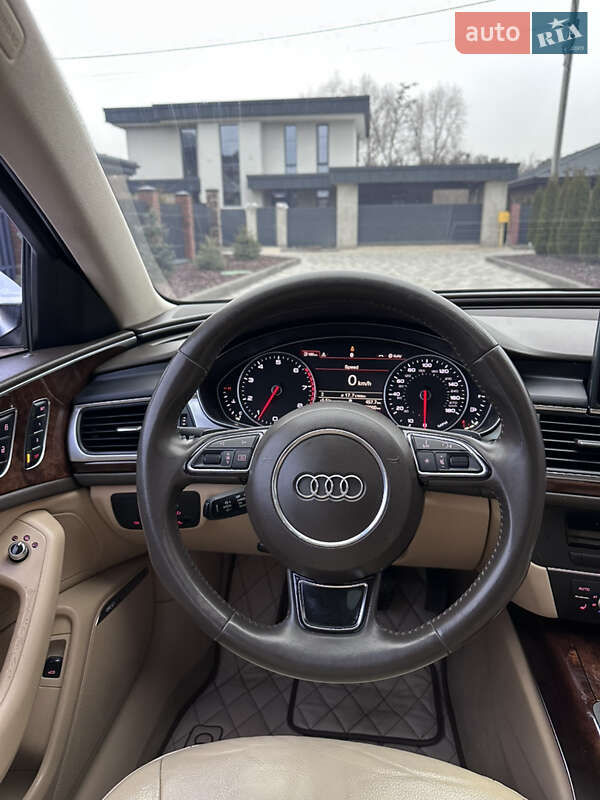 Седан Audi A6 2012 в Киеве