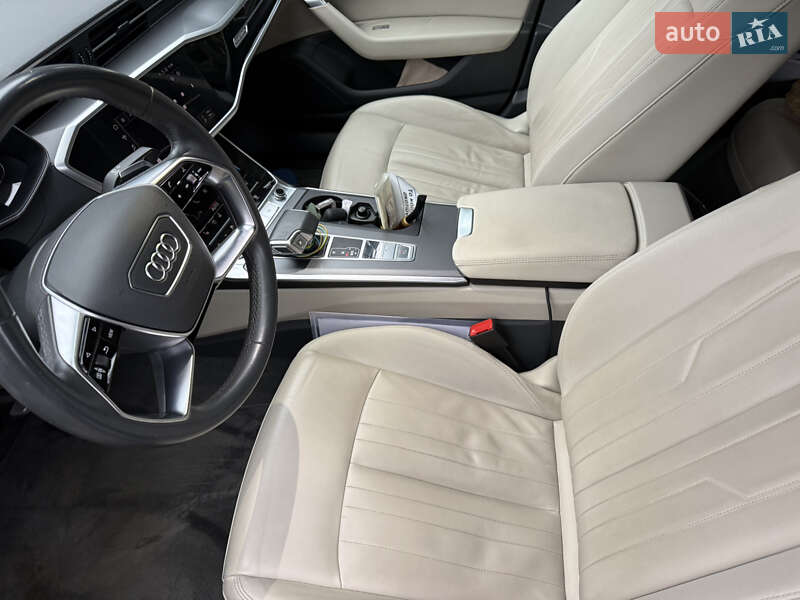 Седан Audi A6 2021 в Львове