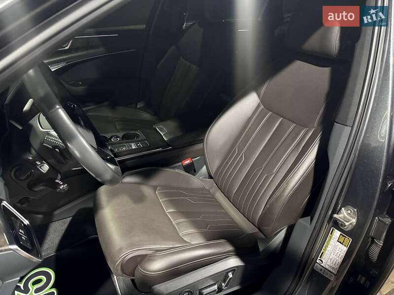 Седан Audi A6 2019 в Одессе