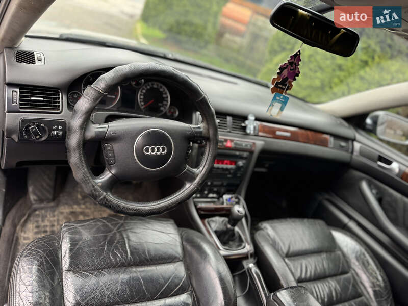 Седан Audi A6 2002 в Тячеве