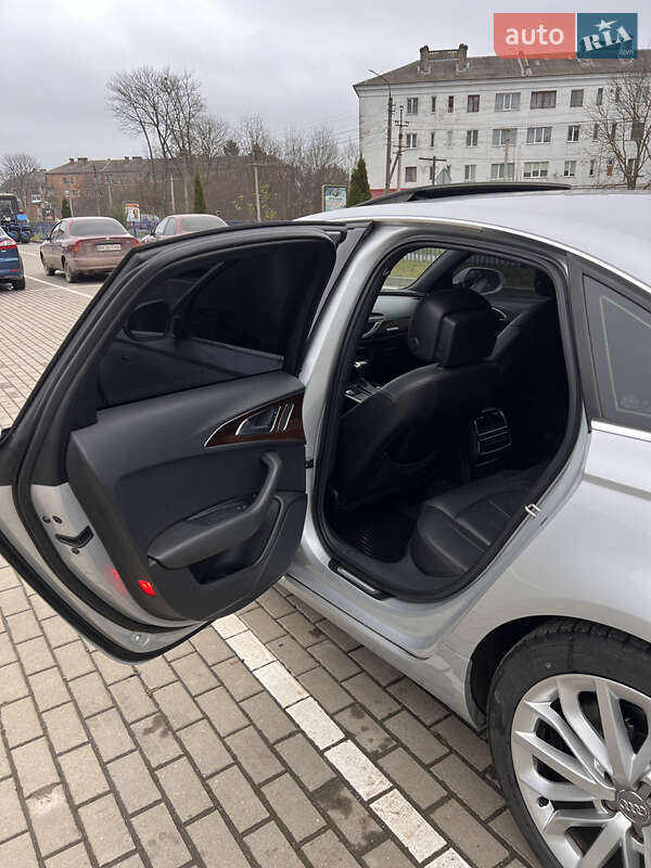 Седан Audi A6 2013 в Староконстантинове