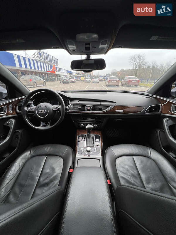 Седан Audi A6 2013 в Староконстантинове