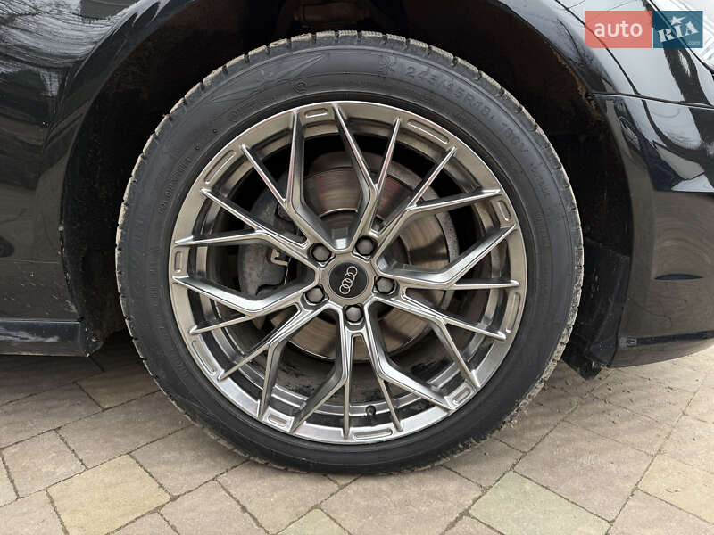 Седан Audi A6 2016 в Городке