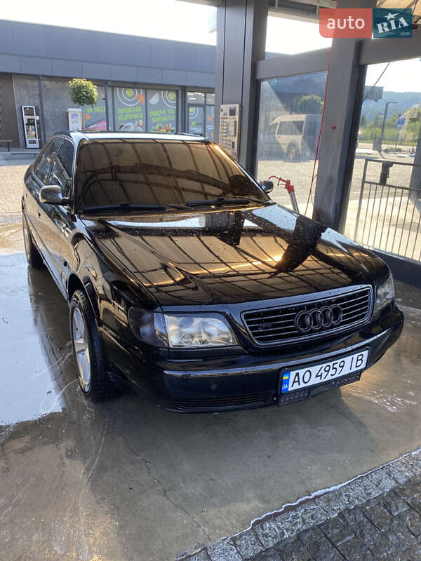 Седан Audi A6 1995 в Тячеве