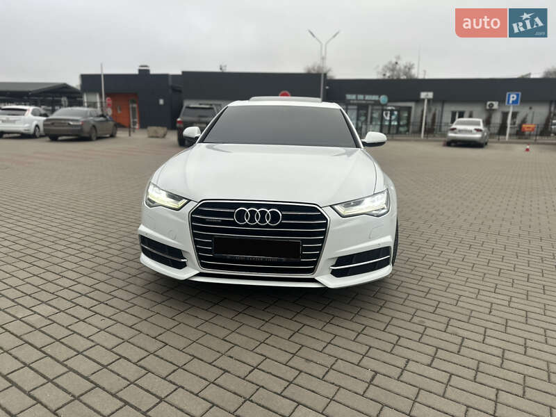 Седан Audi A6 2015 в Ужгороде