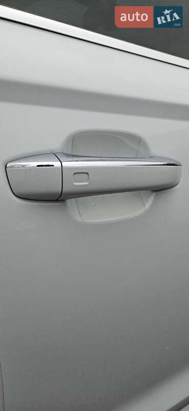 Седан Audi A6 2015 в Киеве