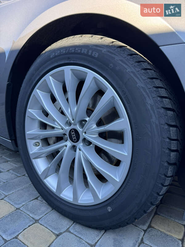 Седан Audi A6 2019 в Вараше