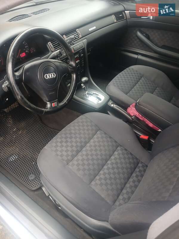 Универсал Audi A6 2000 в Черновцах