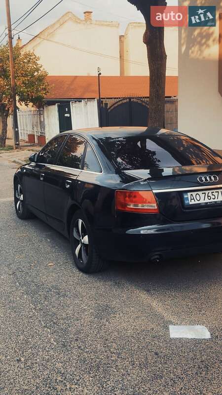 Седан Audi A6 2004 в Берегово