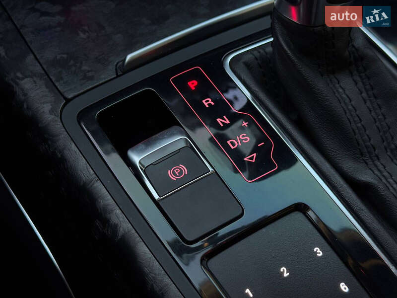 Седан Audi A6 2014 в Кривом Роге