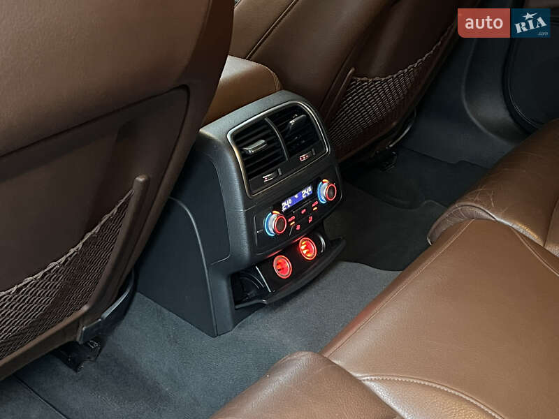 Седан Audi A6 2016 в Киеве