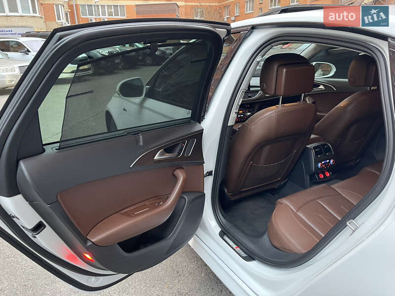 Седан Audi A6 2016 в Киеве